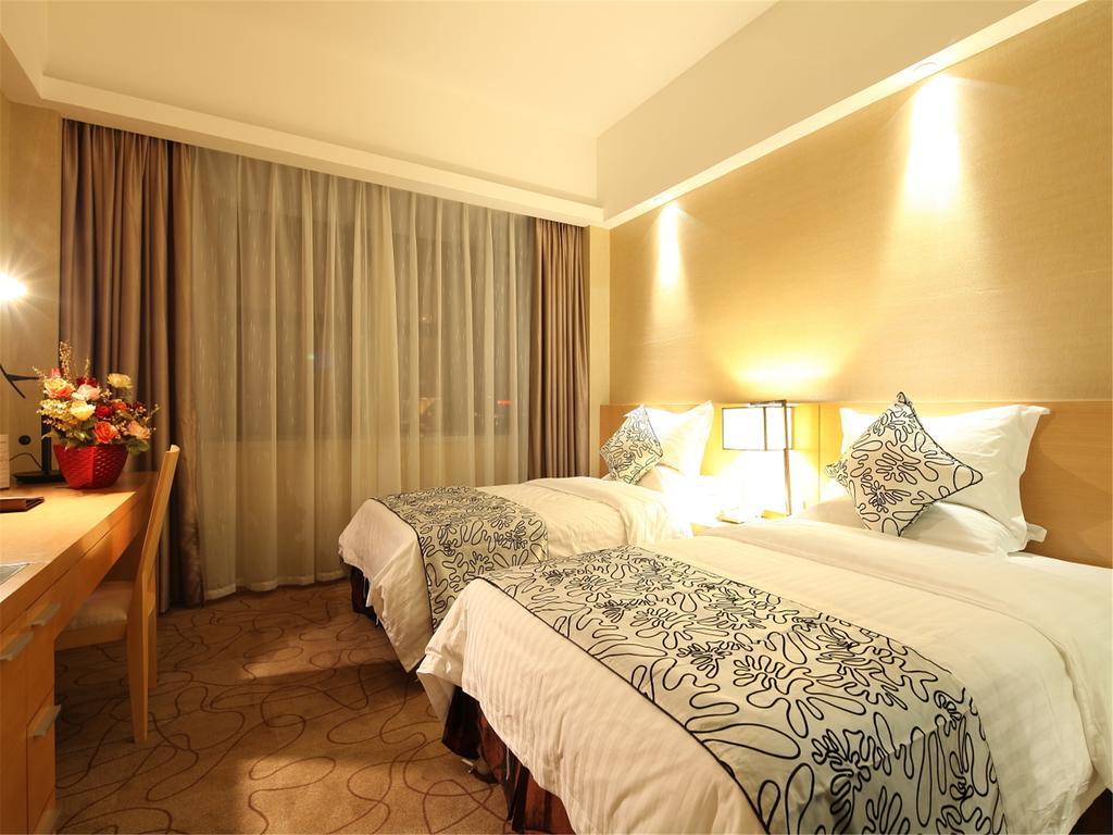 Metropolo, Guangzhou, Wanda Plaza-Baiyun Mountain Hotel Bagian luar foto