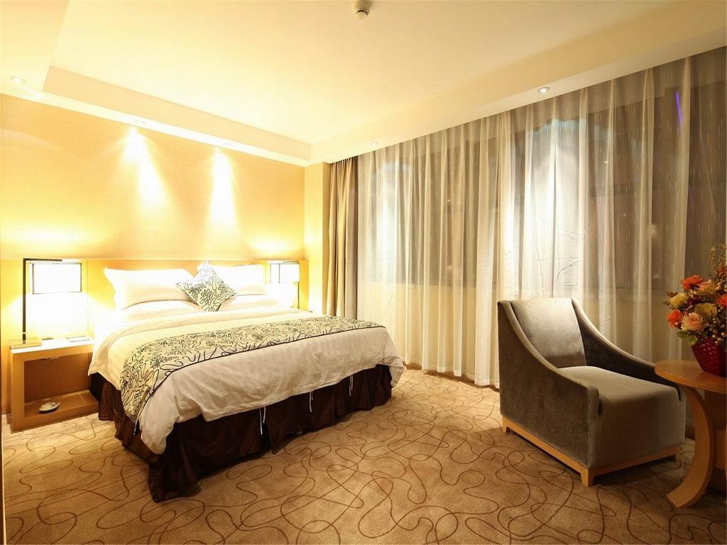 Metropolo, Guangzhou, Wanda Plaza-Baiyun Mountain Hotel Bagian luar foto