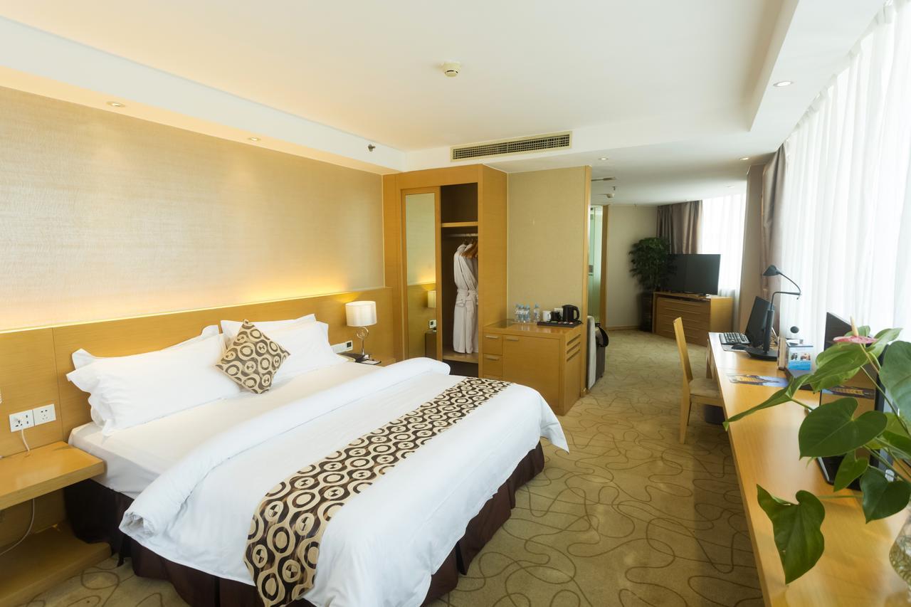 Metropolo, Guangzhou, Wanda Plaza-Baiyun Mountain Hotel Bagian luar foto