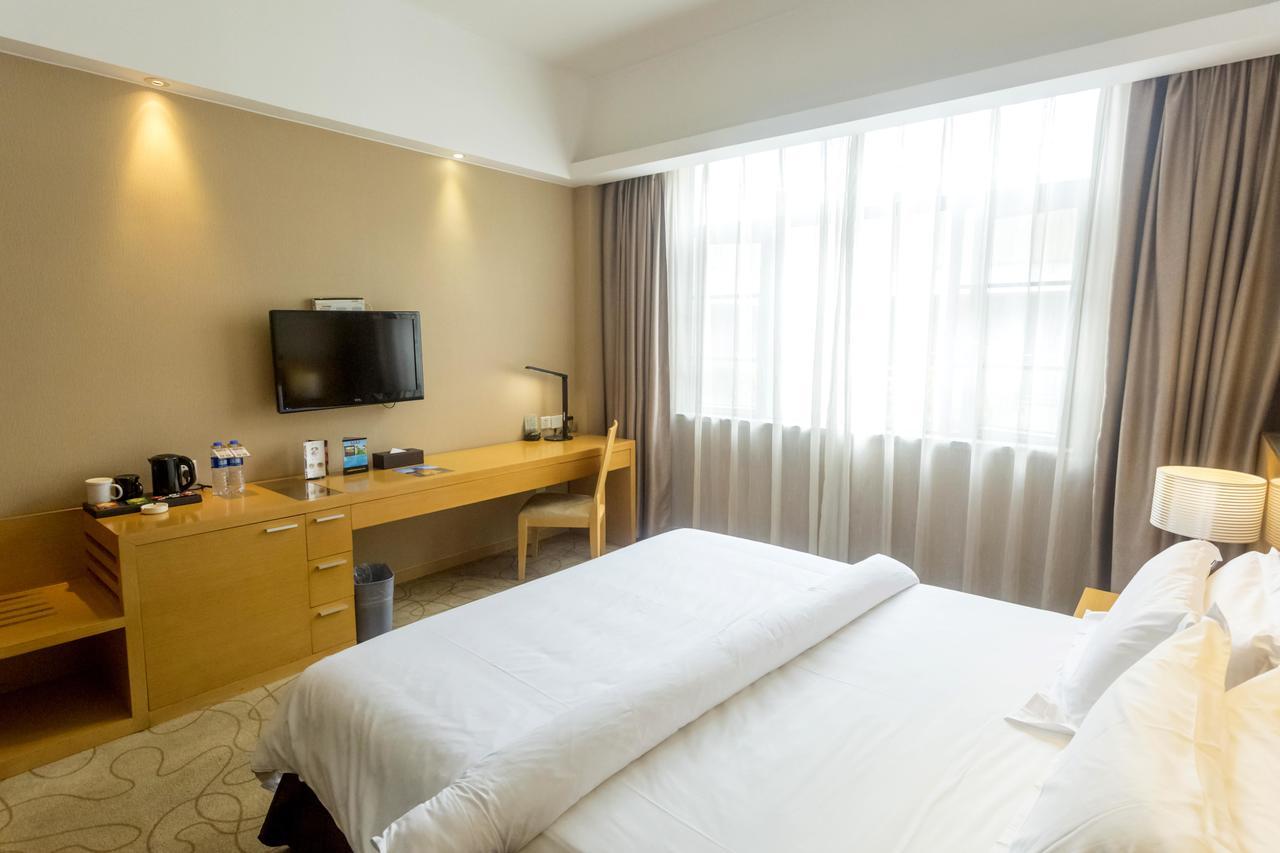 Metropolo, Guangzhou, Wanda Plaza-Baiyun Mountain Hotel Bagian luar foto